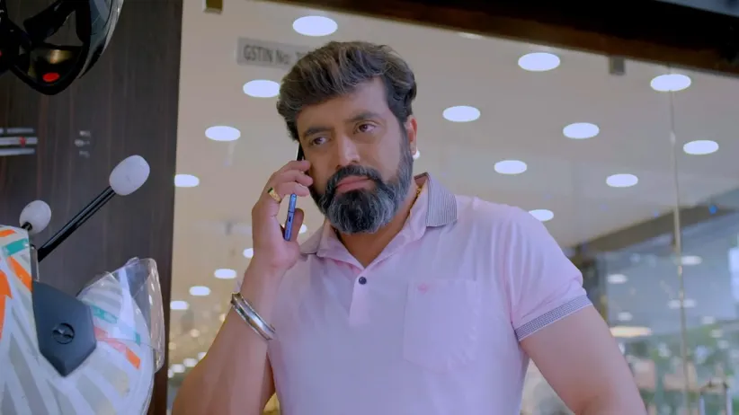 Anu to convince Hashavardhan to approve her leave - Jothe Jotheyali