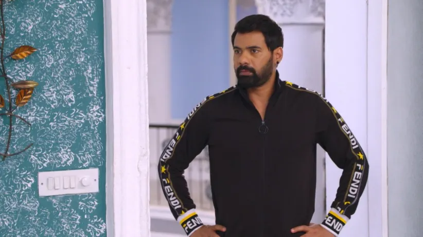 Ranbeer Suggests an Idea to Prachi - Iniya Iru Malargal