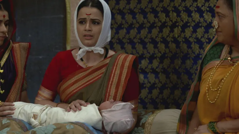 Yesubai gives birth to a boy - Swarajyarakshak Sambhaji