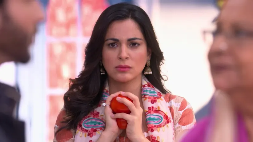 Preeta slaps Deepak - Kundali Bhagya