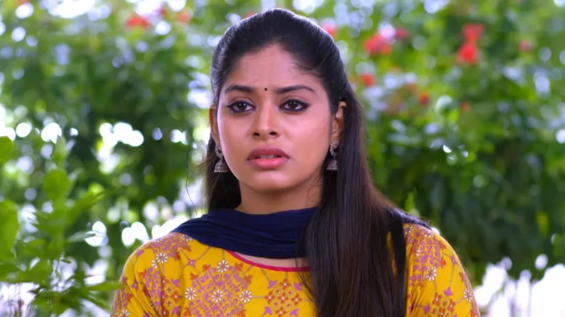 Anu's gift to Surya Prakash - Neethane Enthan Ponvasantham
