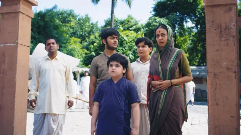 Ramji challenges the villagers - Mahanayaka Dr. B. R. Ambedkar