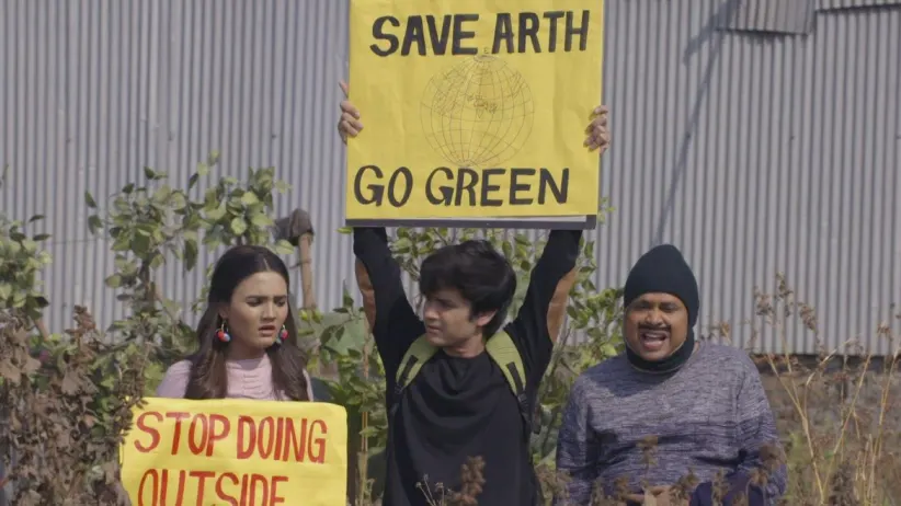 Happu is annoyed due to Cheetar - Happu Ki Ultan Paltan