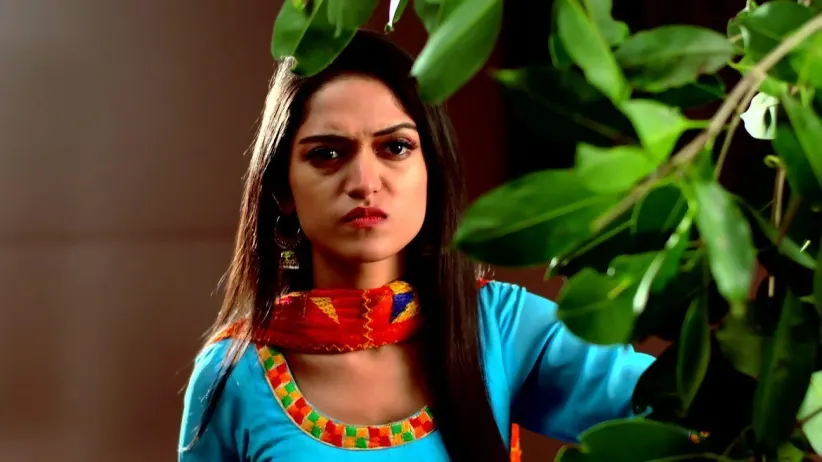 Seerat saves JD - Tera Rang Chadeya