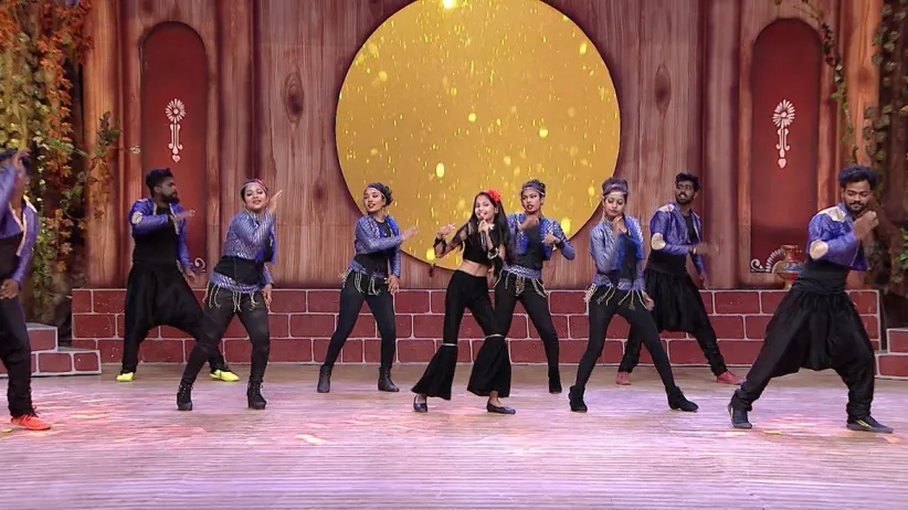 Deepak and Lipsa's entertaining duet performance - Rajo Queen 2020
