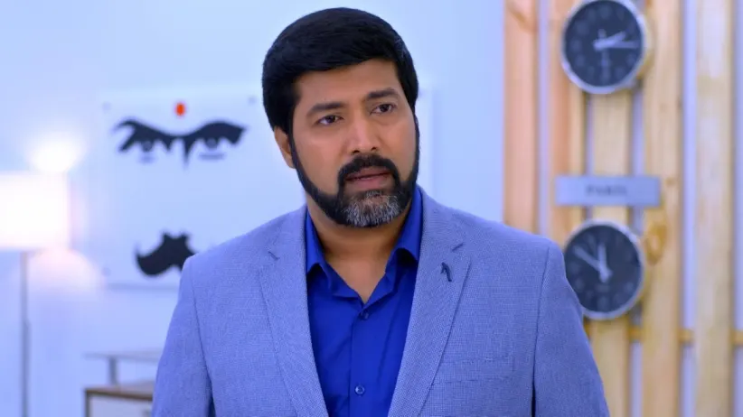 Subramaniam is shattered - Neethane Enthan Ponvasantham