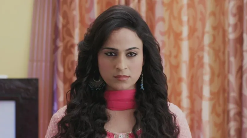 Mahi works as a servant in Veer’s house - Kamli Ishq Di