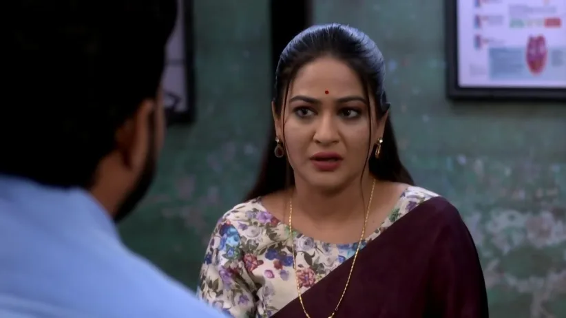 A bet between Ajit Kumar and Dimple over Manjula - Devmanus
