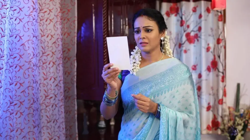 Santosh warns Sreeja - Rettai Roja