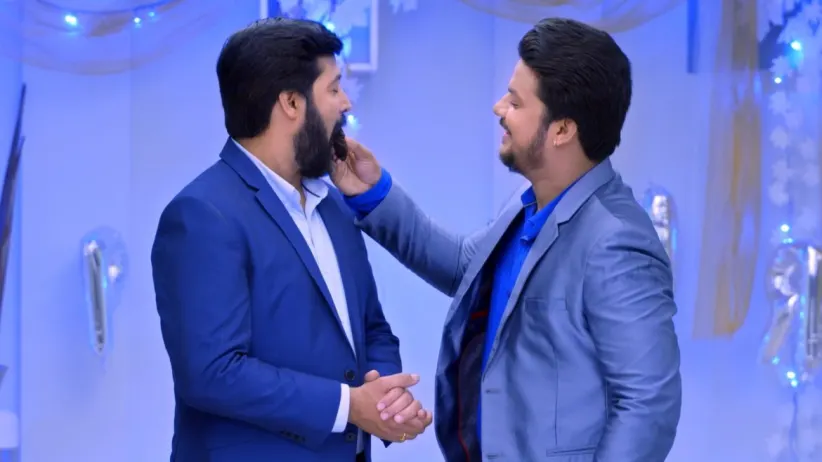 Pushpa gets emotional - Neethane Enthan Ponvasantham