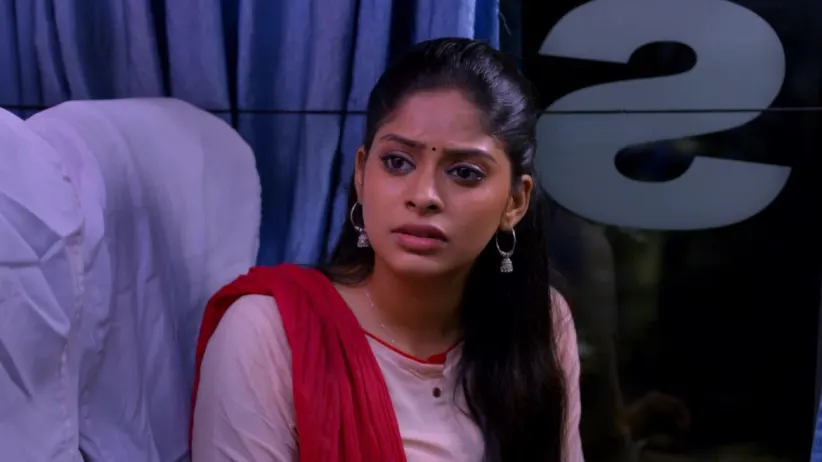 Surya Prakash’s request to Anu - Neethane Enthan Ponvasantham