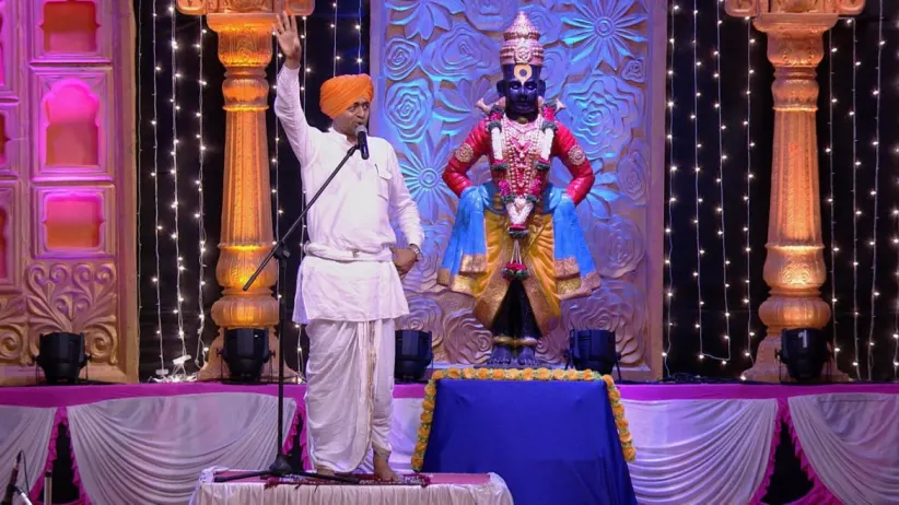 Patil Maharaj explains 'Varkari' sect's greatness - Man Mandira