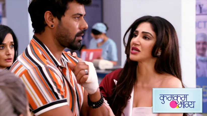 Alia calls Abhi selfish - Kumkum Bhagya