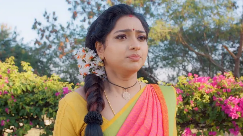 Geetha reads Sudha’s letter - Trinayani