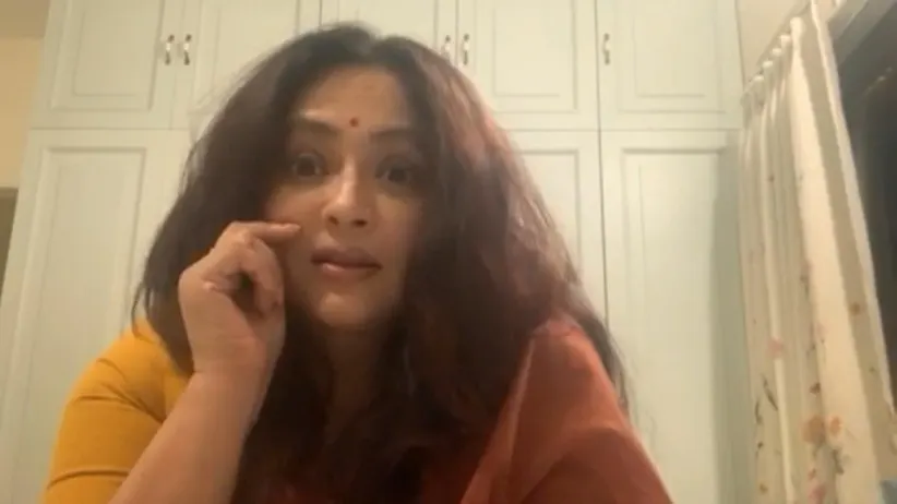 Raja chats with Sreelekha Mirta – Non Stop Abol Tbol