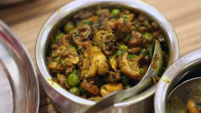Ranveer Brar savours authentic Punjabi food - The Great Indian Rasoi