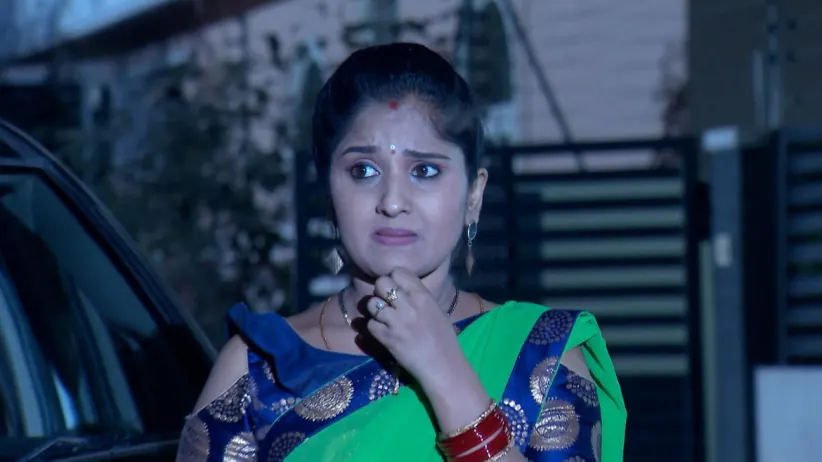 Jai goes to Swarupa’s house at midnight - Kalyana Vaibhogam