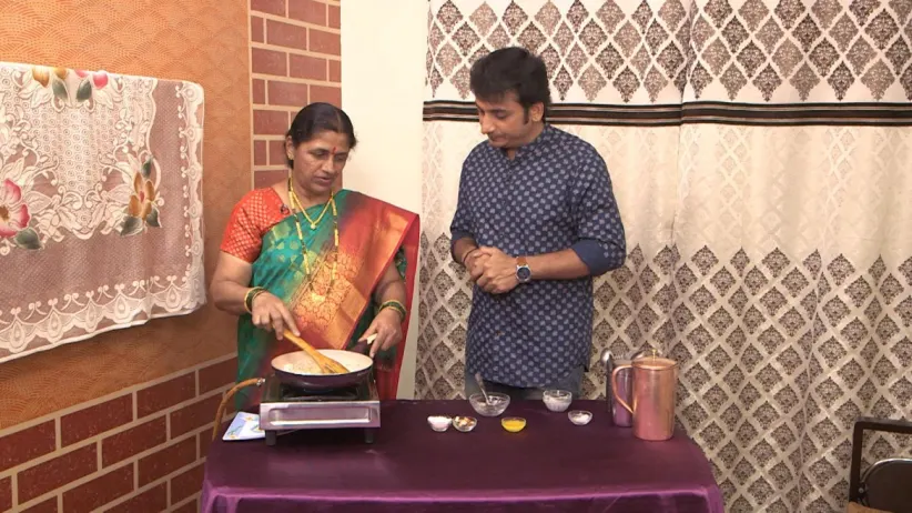 Karnataki Baingan Rice and Bread Sweet Rolls - Aamhi Saare Khavayye