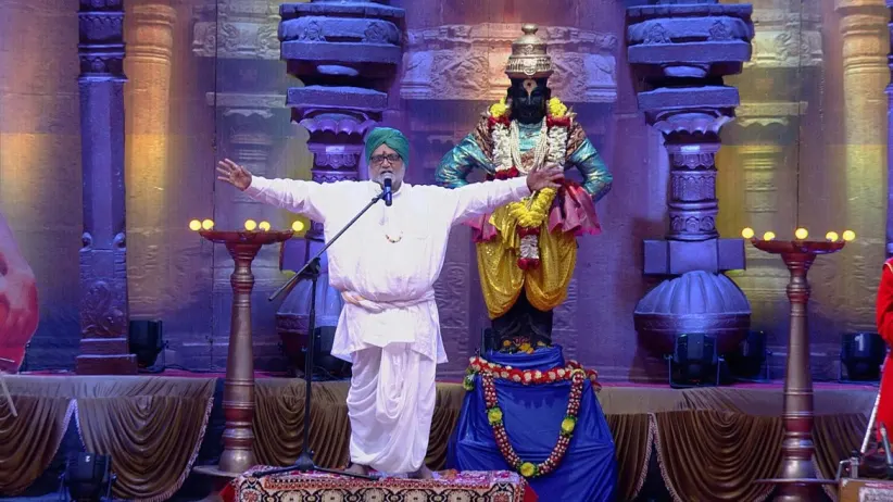 Maharaj describes the qualities of a good human - Man Mandira
