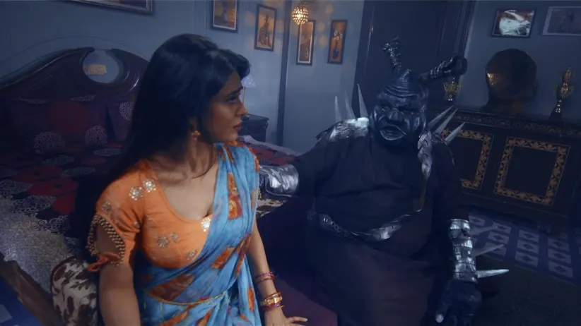A demon hides in Suman’s hair - Laal Ishq