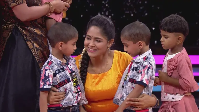 Akhila and Paarvathi join the show - Genes