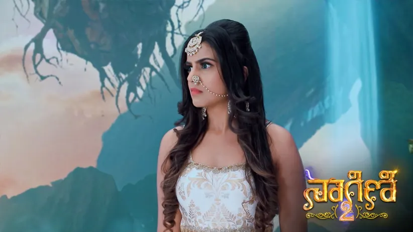 Tryambaka gives Amrita special powers - Naagini 2