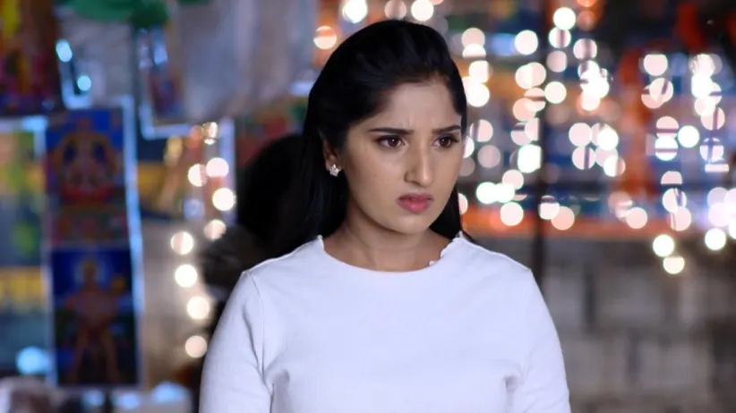 Nithya Learns Who Divya’s Mother is