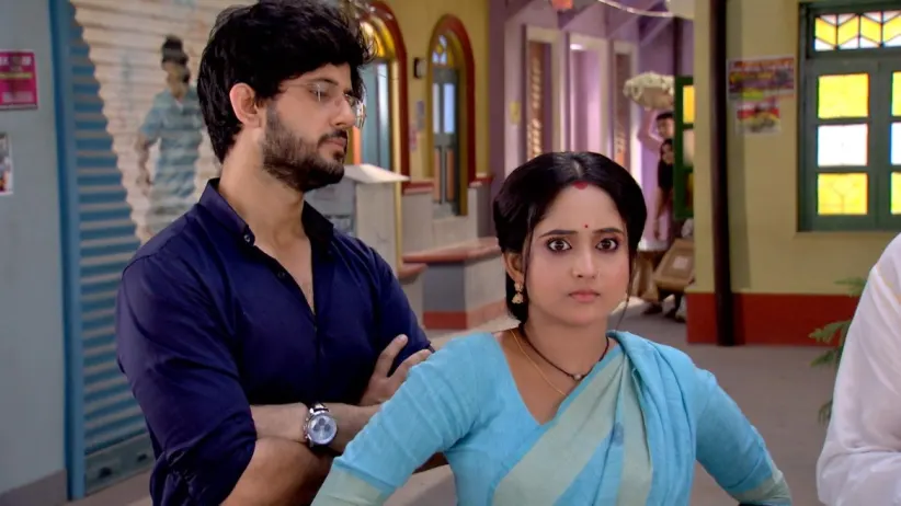 Siddhartha Returns Home with Mithai