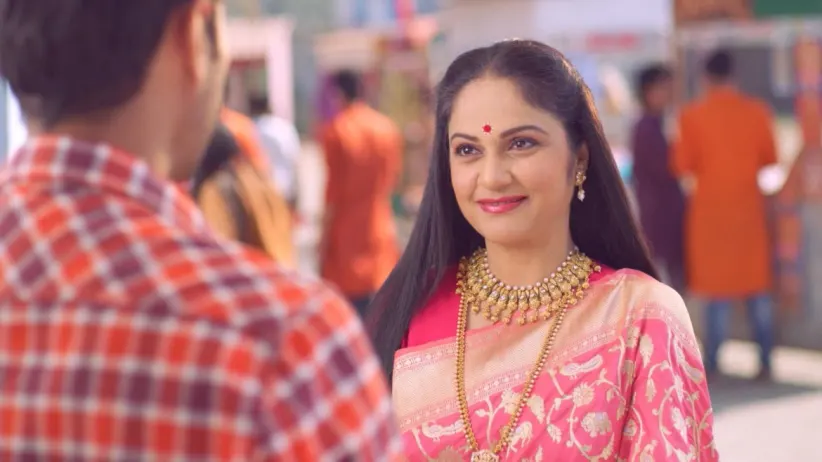 Swati’s father gets arrested - Santoshi Maa Sunayein Vrat Kathayein
