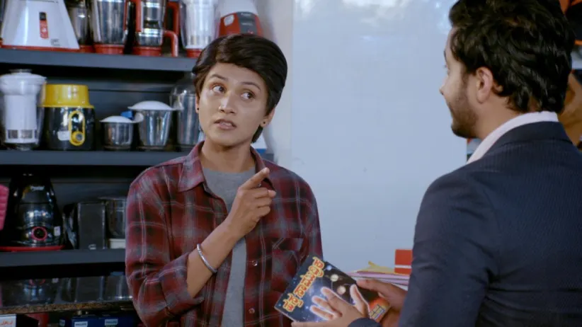 Karthik predicts Sathya's future - Sathya