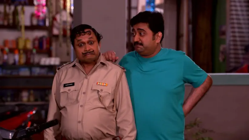 Happu’s wealthy friend - Happu Ki Ultan Paltan