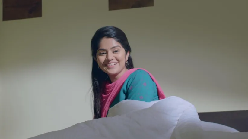 Will Aryavardhan confess his love to Anu? - Jothe Jotheyali