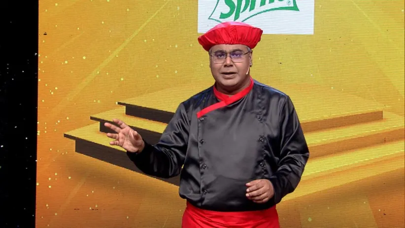 Mir dresses as a chef - Mirakkel Akkel Challenger 10
