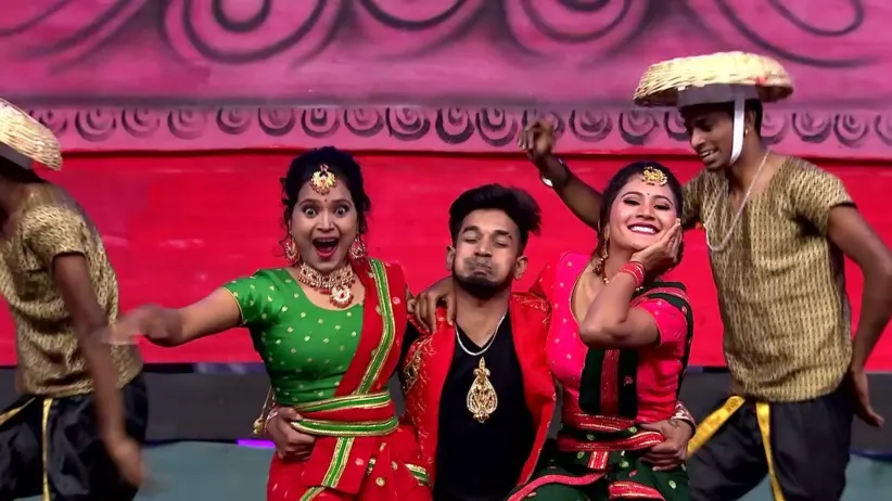 An amazing performance by Darshan and Dakshita - Comedy Khiladigalu Championship Season 2 - Mahasanchike