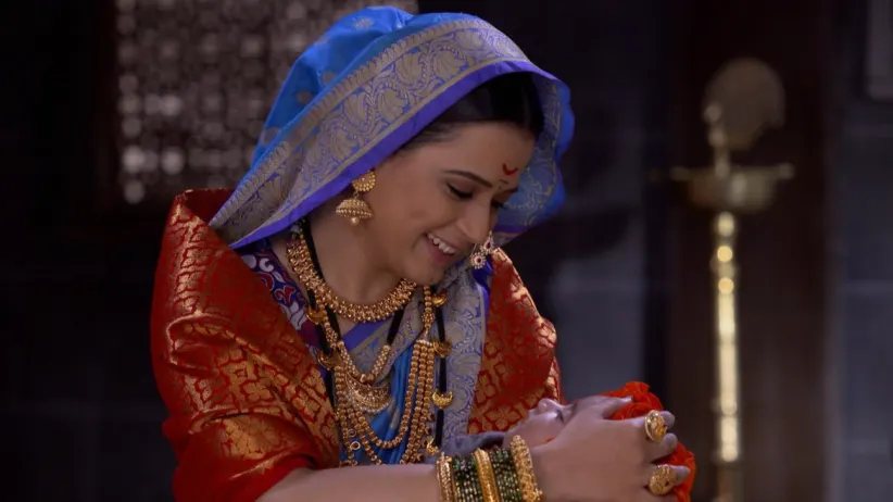 Kanhoji infuriates Battashibai - Swarajyarakshak Sambhaji