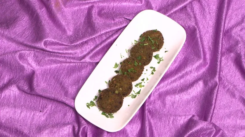 Soya Bean Kebab and Khajur Wadi - Aamhi Saare Khavayye