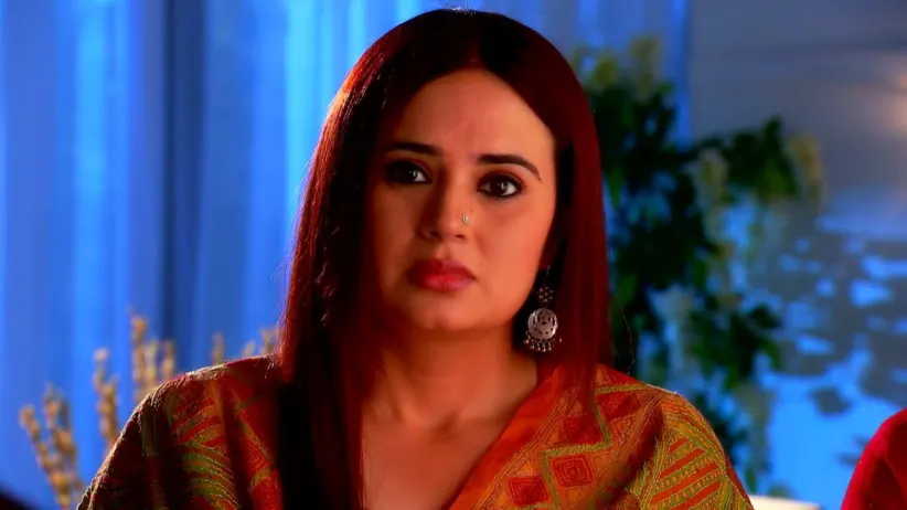 Asad saves Ayaan from Feroz - Qubool Hai