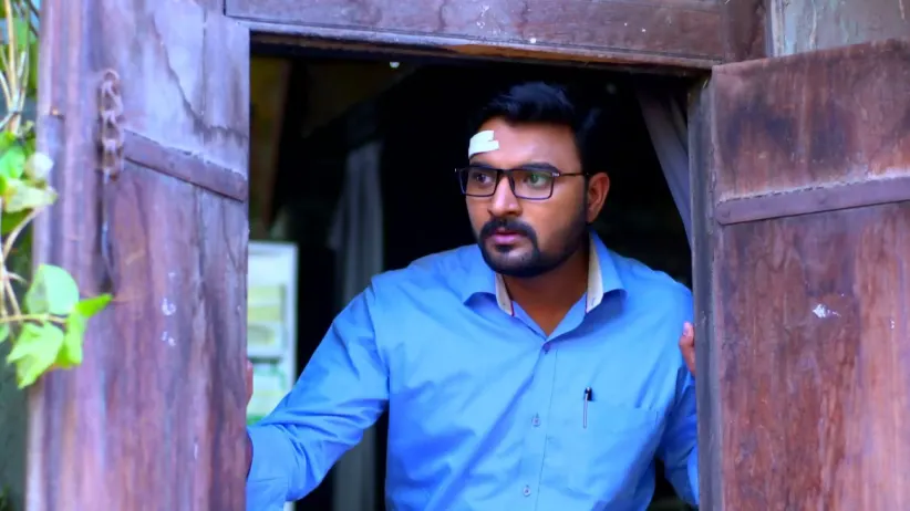 Ajit Kumar decides to confirm something about Aaji - Devmanus