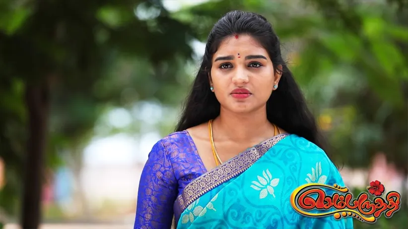 Vanaja talks ill about Parvathy - Sembaruthi