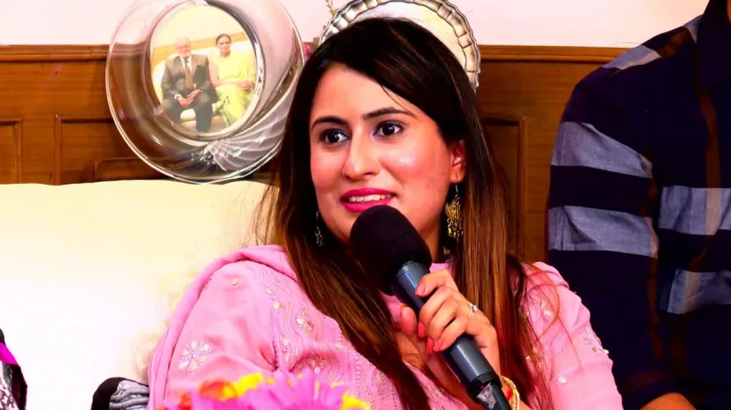 Misha Sarowal meets Harinder Kaur