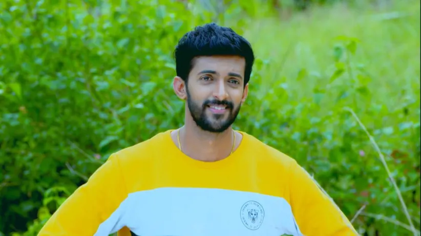 Anushka Learns about Aditya Going to the Forest - Paaru