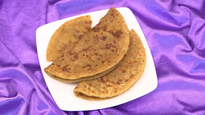 Tilacha Panchamrut and Til-Gul Poli - Aamhi Saare Khavayye