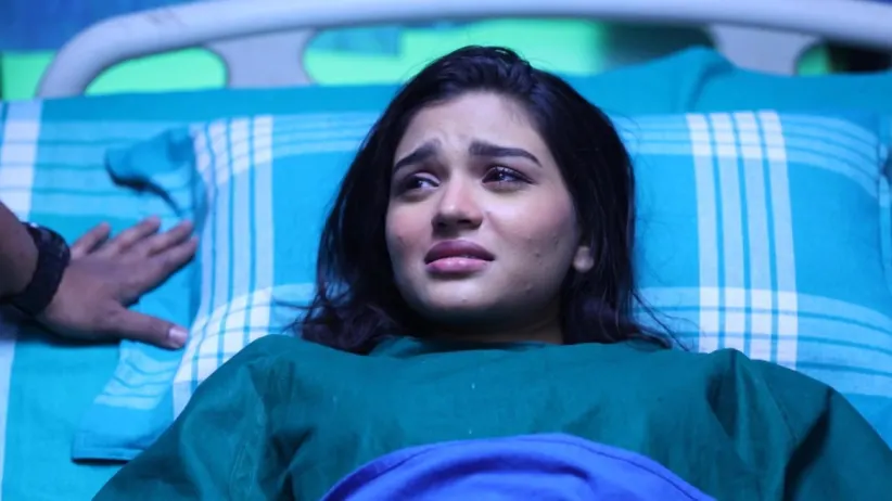 Parvathy regains conciousness - Sembaruthi