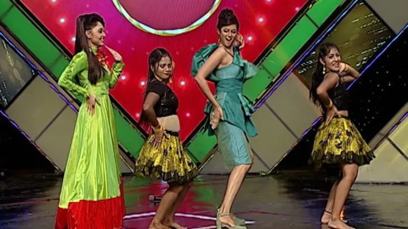 Mansi and Rajalaxmi's emotional duet act - DOD Super Moms S2