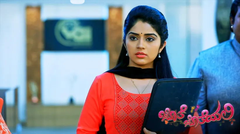Meera blames Jhende for Aryavardhan's decision - Jothe Jotheyali