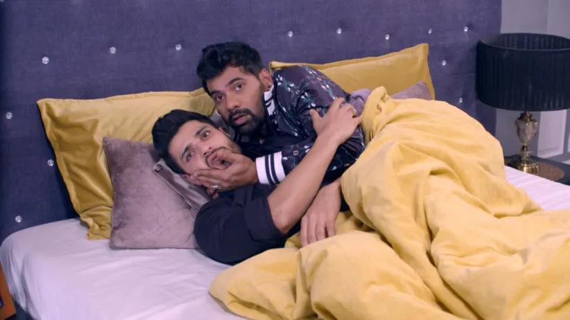 Rhea Puts Forth a Condition Before Ranbeer - Iniya Iru Malargal