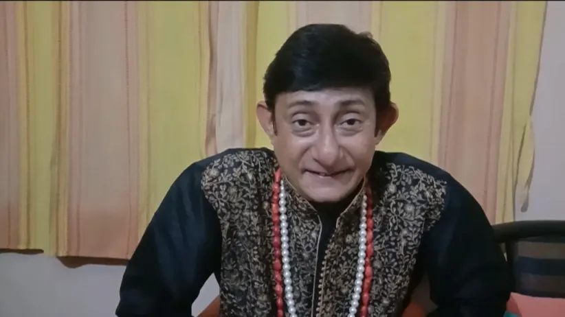 Ambarish entertains everyone - Non Stop Abol Tabol