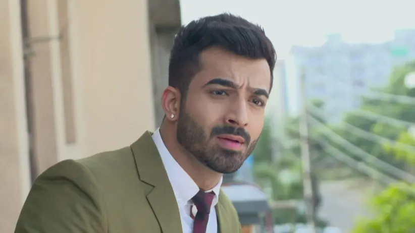 Simple comes to Armaan’s house - Khasma Nu Khani