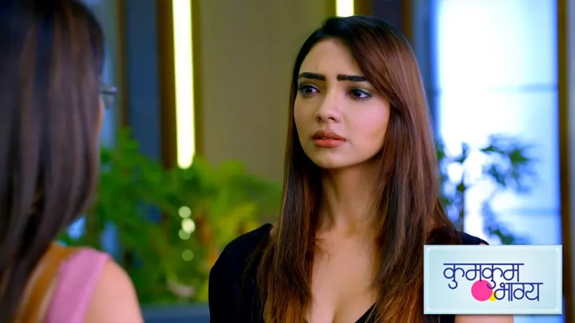 Pragya and Rhea get emotional - Kumkum Bhagya