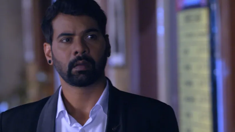 Purab Seeks Kiran's Help - Iniya Iru Malargal